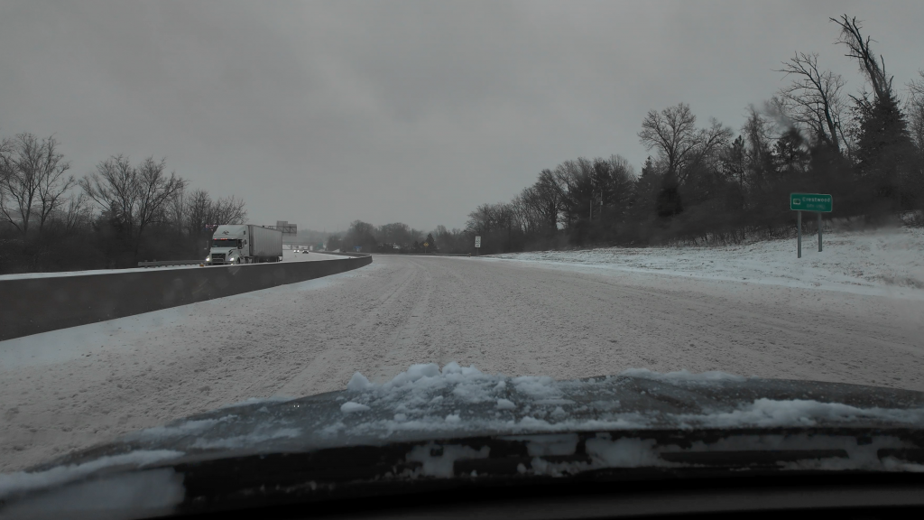 St. Louis se desentierra tras histórica tormenta de nieve 2